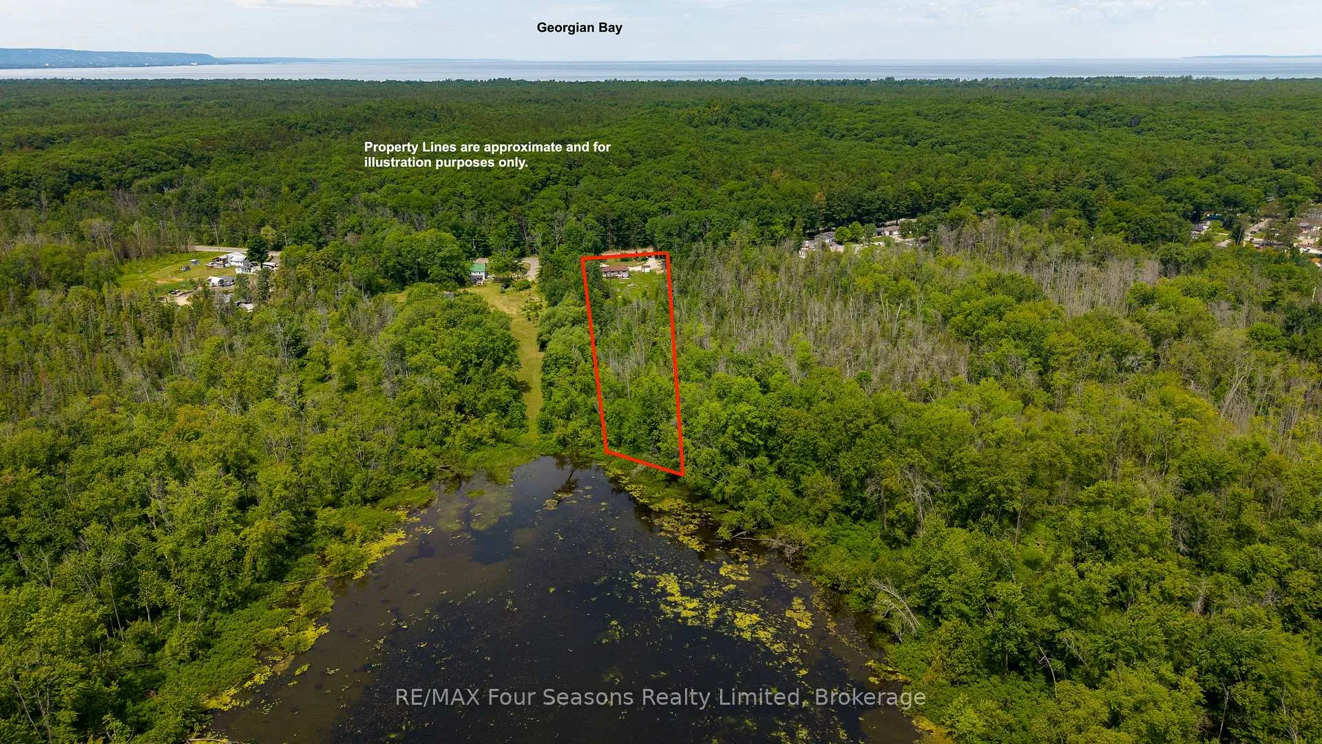 Photo 2 of 2133 Klondike Park Road, Wasaga Beach — HOMEH