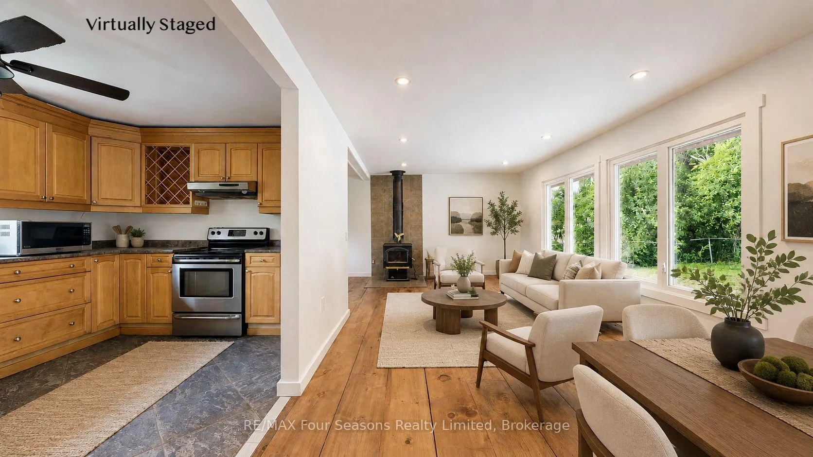 Photo 5 of 2133 Klondike Park Road, Wasaga Beach — HOMEH
