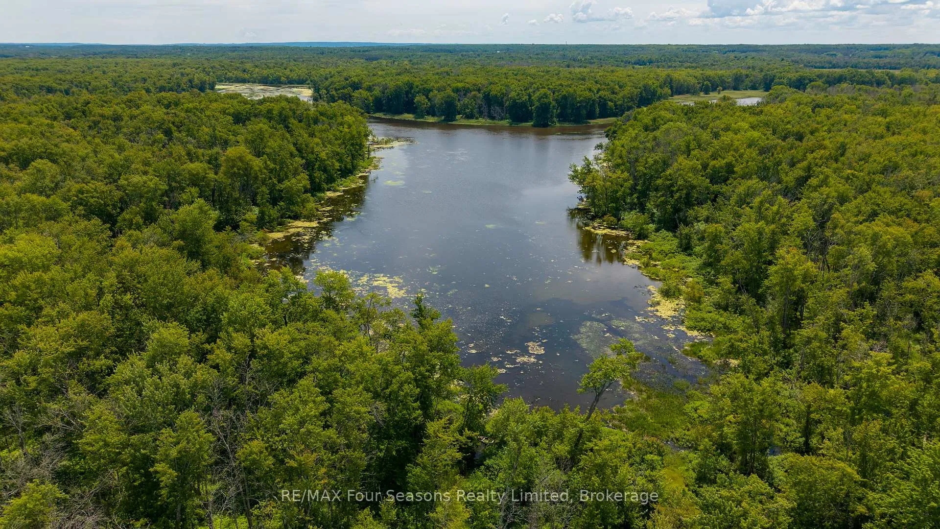 Photo 33 of 2133 Klondike Park Road, Wasaga Beach — HOMEH
