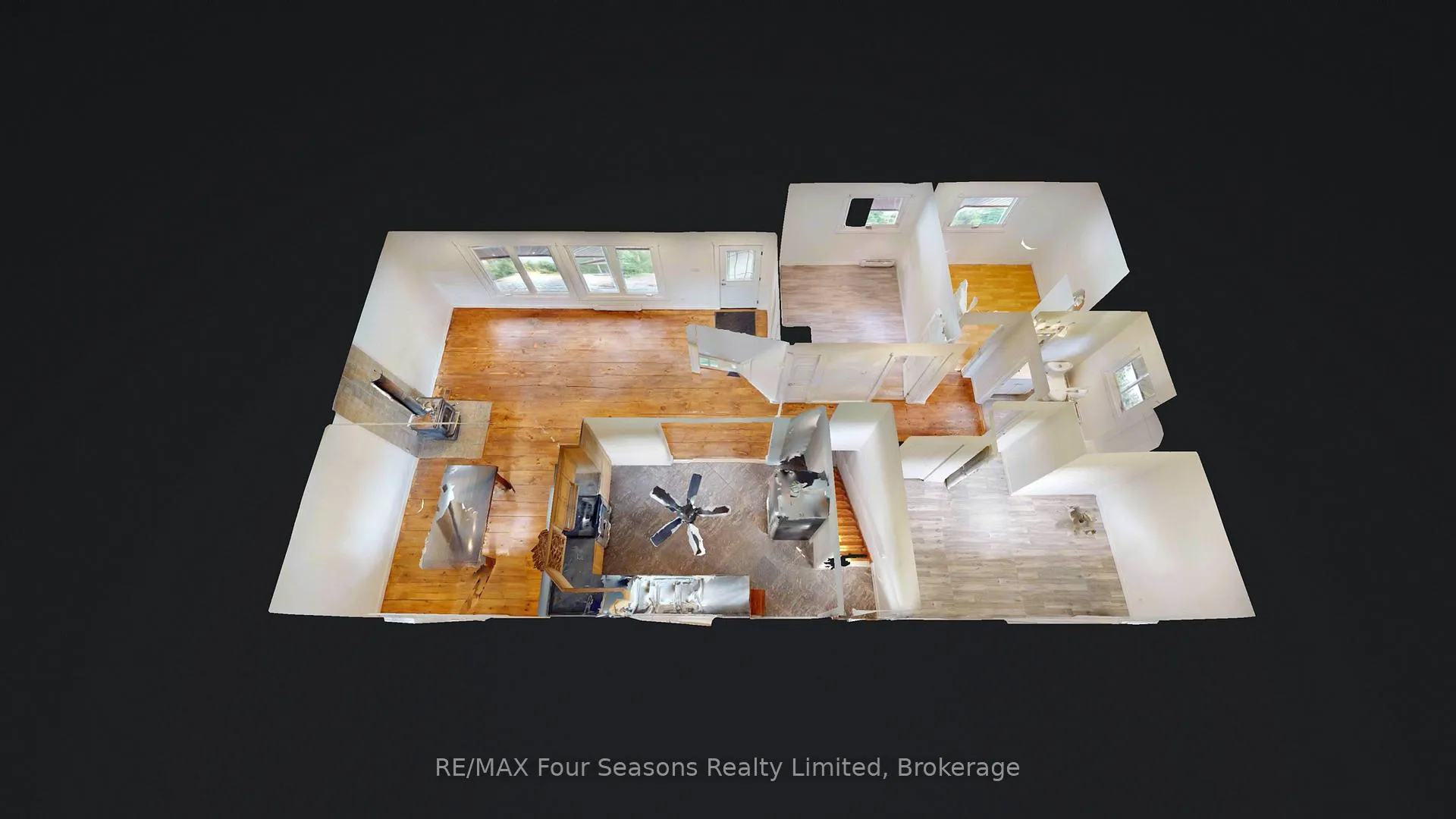 Photo 38 of 2133 Klondike Park Road, Wasaga Beach — HOMEH