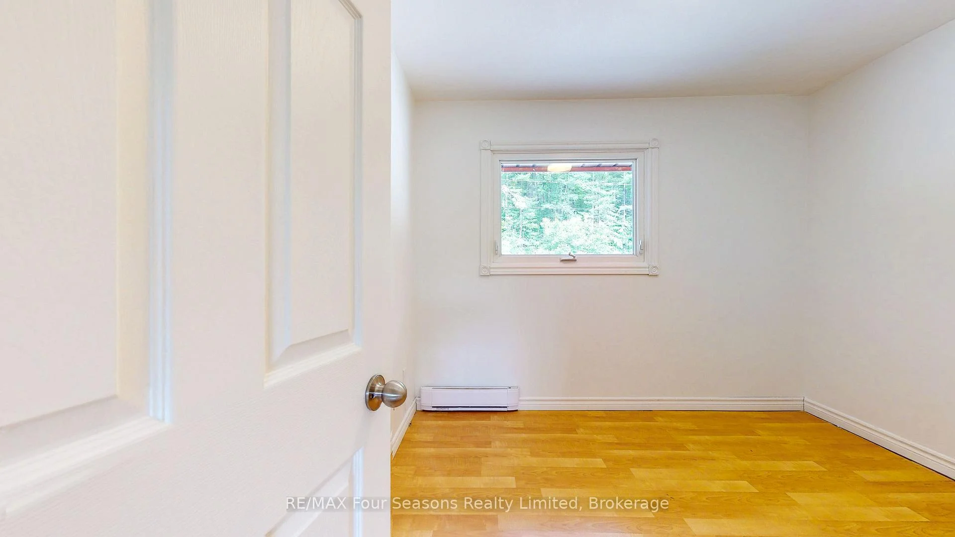 Photo 39 of 2133 Klondike Park Road, Wasaga Beach — HOMEH