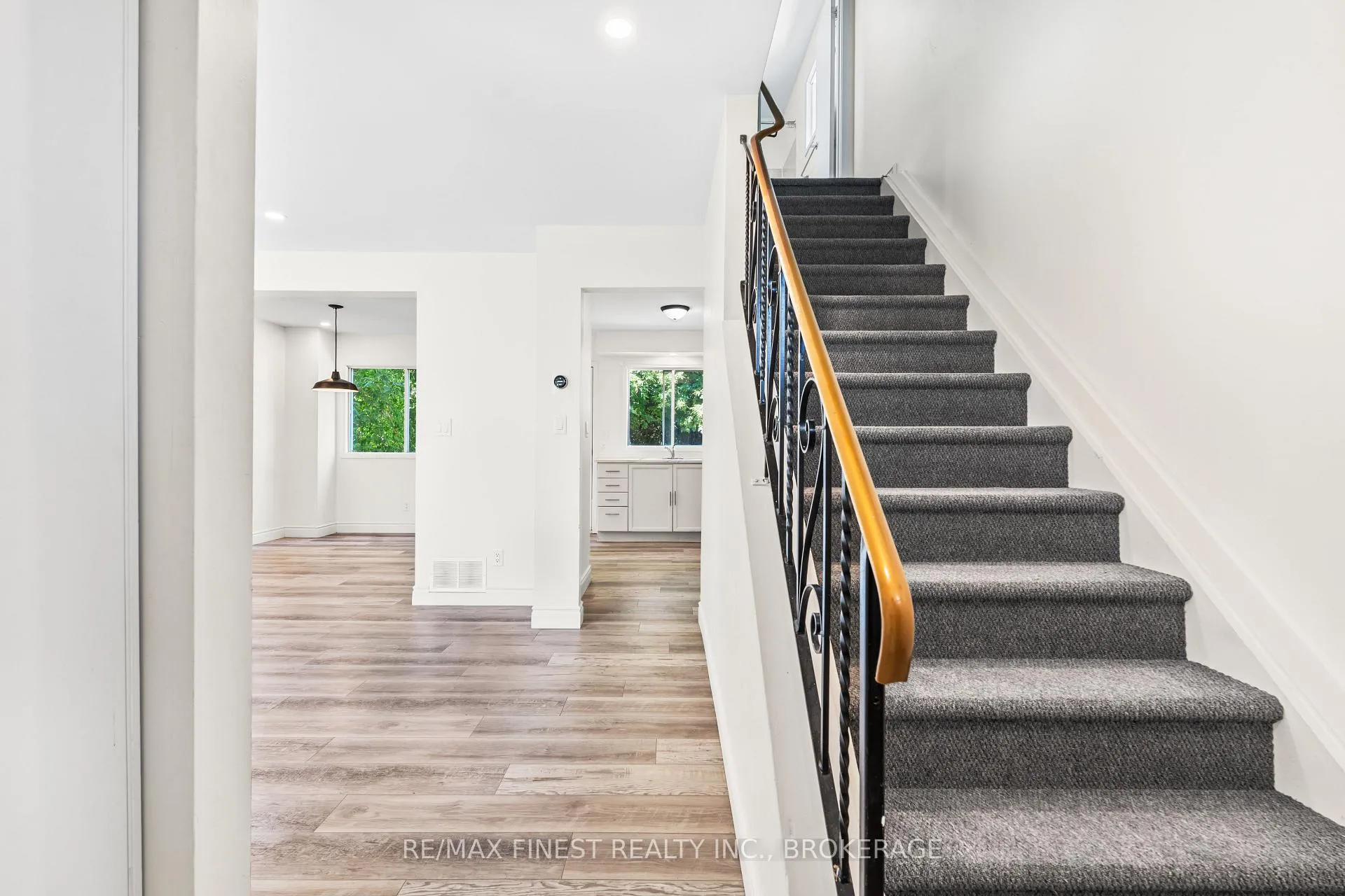 Photo 6 of 347 Kingsdale Avenue, Kingston, East Gardiners Rd — HOMEH