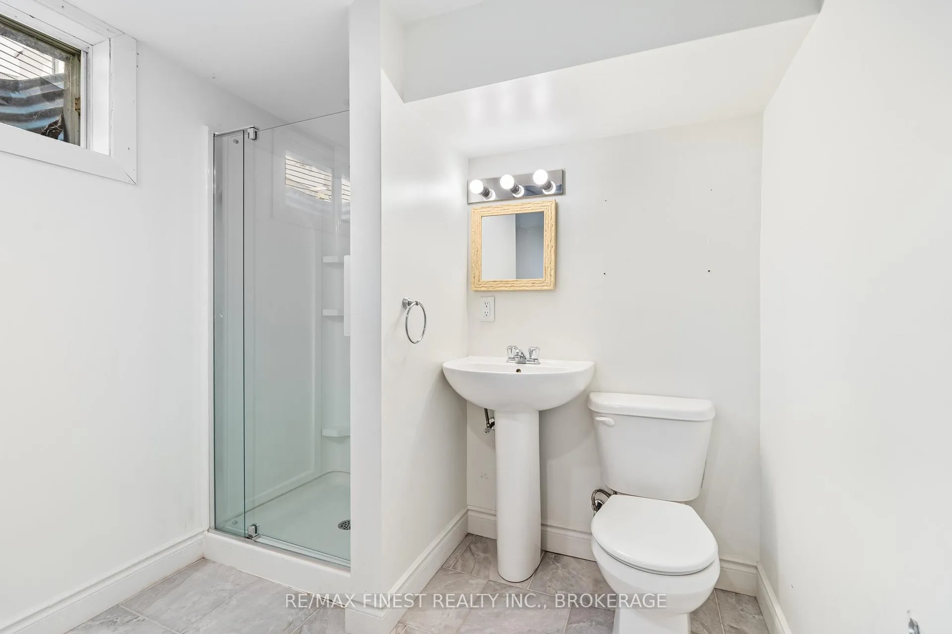 Photo 25 of 347 Kingsdale Avenue, Kingston, East Gardiners Rd — HOMEH
