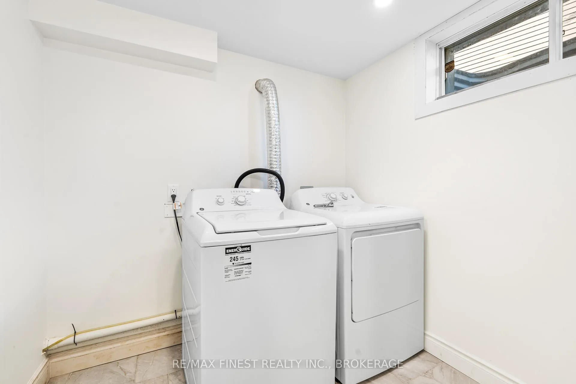 Photo 26 of 347 Kingsdale Avenue, Kingston, East Gardiners Rd — HOMEH