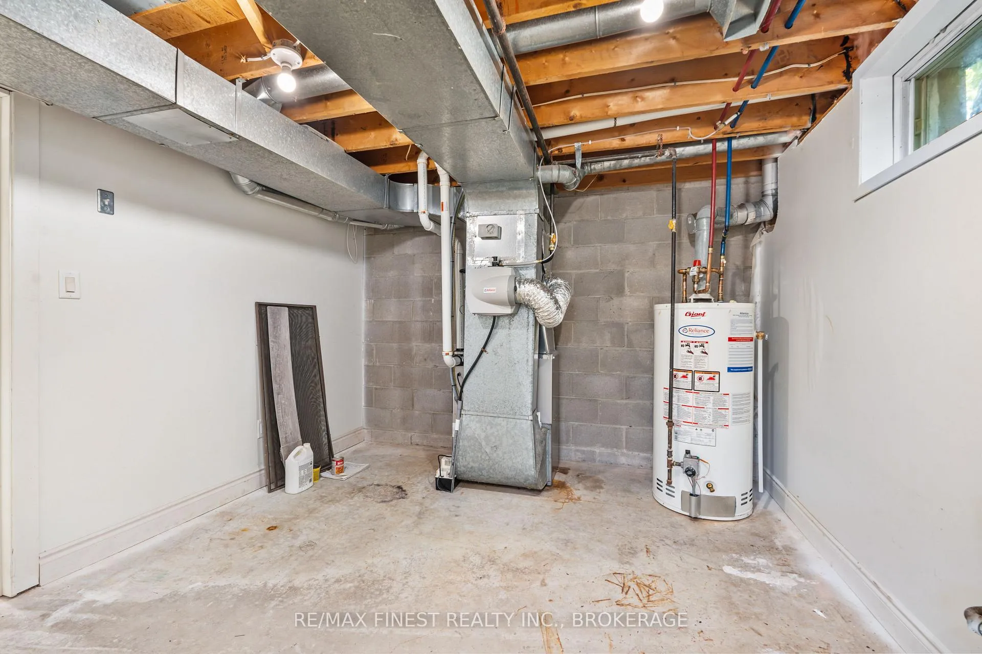Photo 27 of 347 Kingsdale Avenue, Kingston, East Gardiners Rd — HOMEH