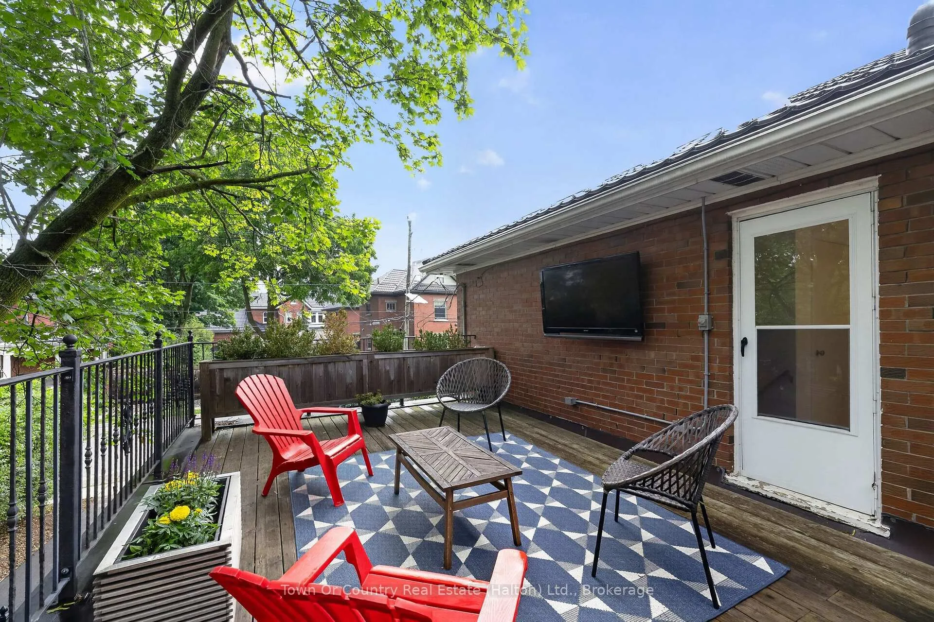 Photo 35 of 36 Willow Street N, Halton Hills, Acton — HOMEH