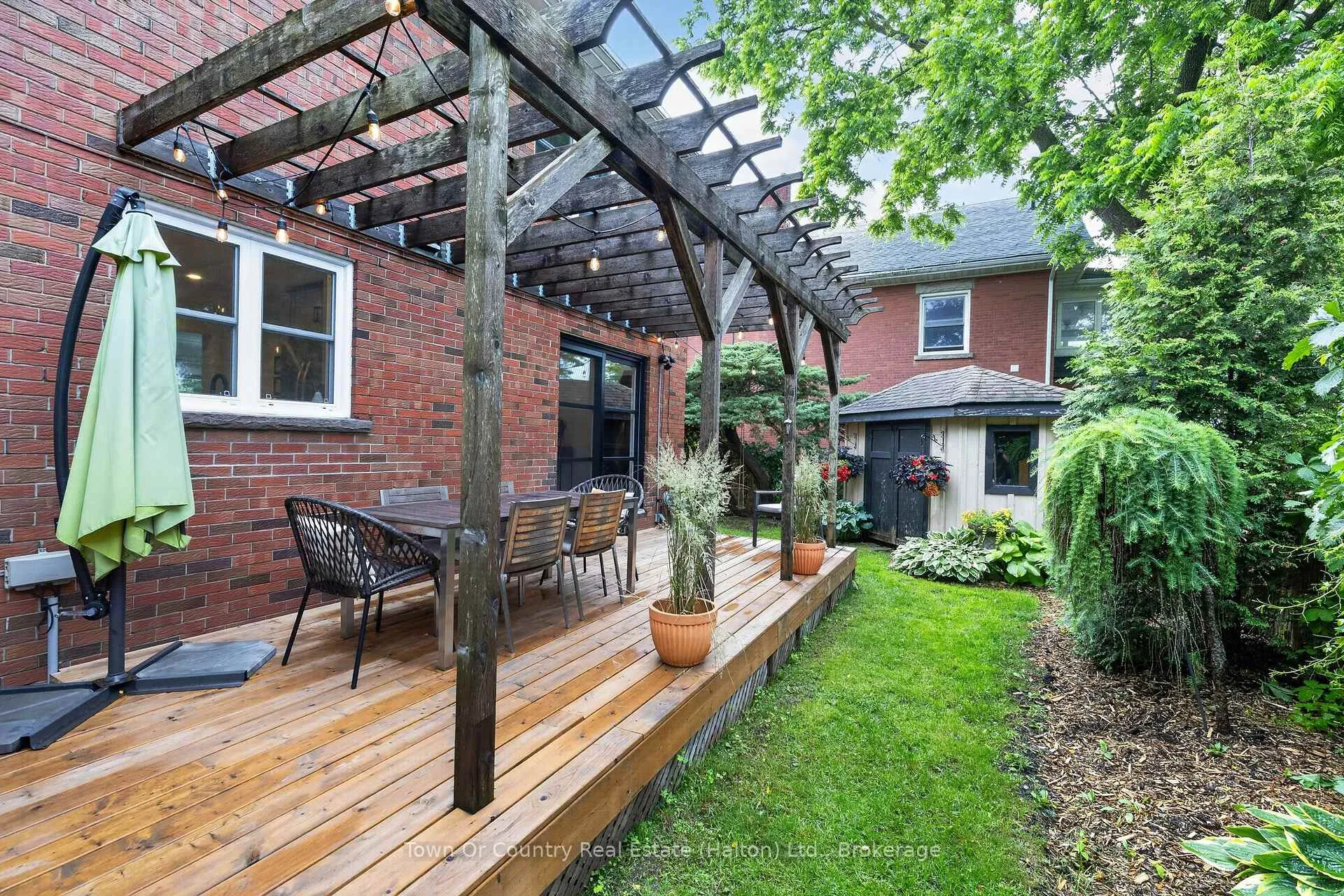 Photo 46 of 36 Willow Street N, Halton Hills, Acton — HOMEH