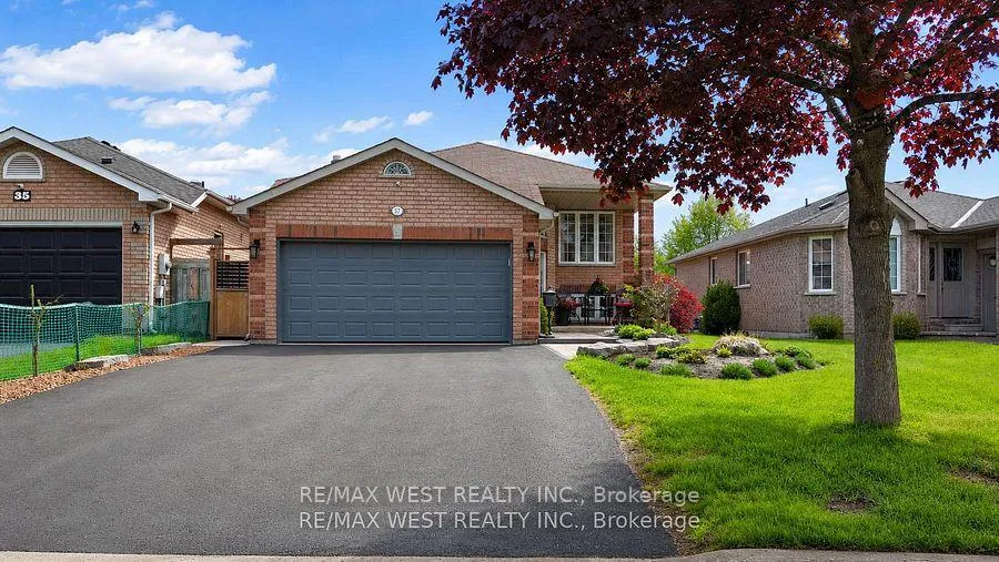 Photo 1 of 37 Kell Place, Barrie, Bayshore — HOMEH