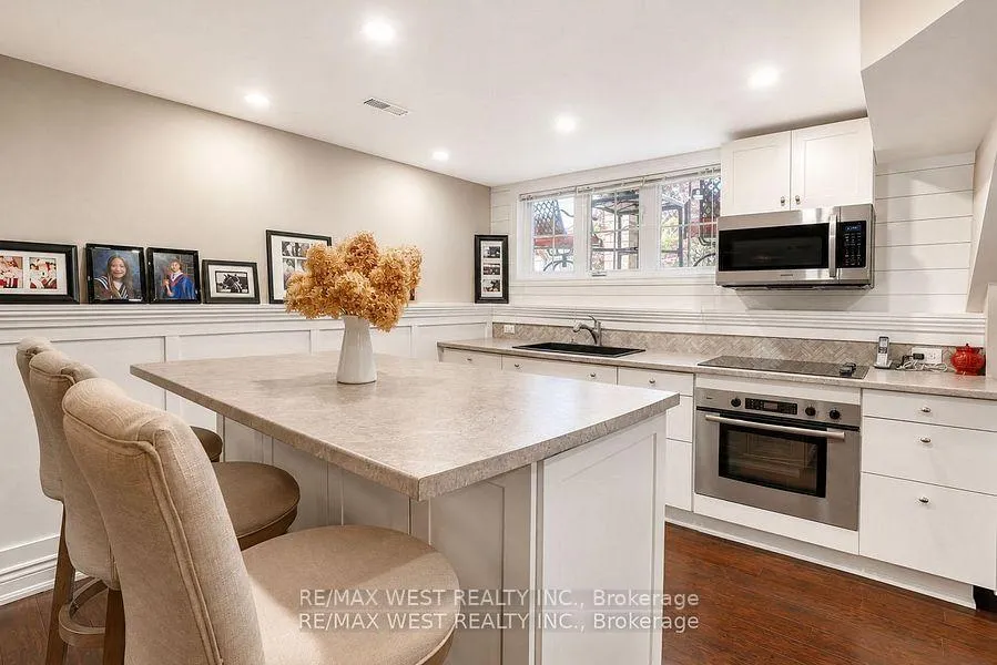Photo 12 of 37 Kell Place, Barrie, Bayshore — HOMEH