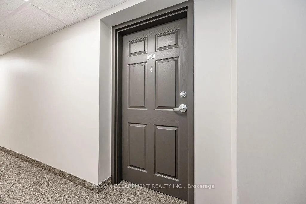 Photo 5 of Unit LL04, 50 Bryan Court, Kitchener, Grand River South — HOMEH
