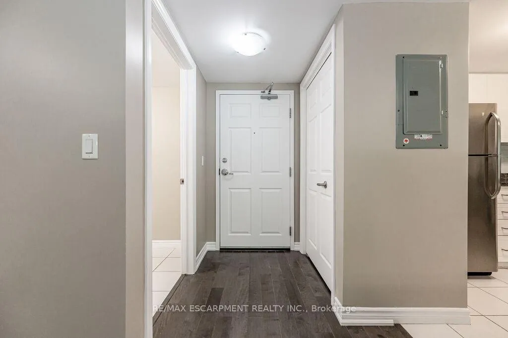 Photo 7 of Unit LL04, 50 Bryan Court, Kitchener, Grand River South — HOMEH