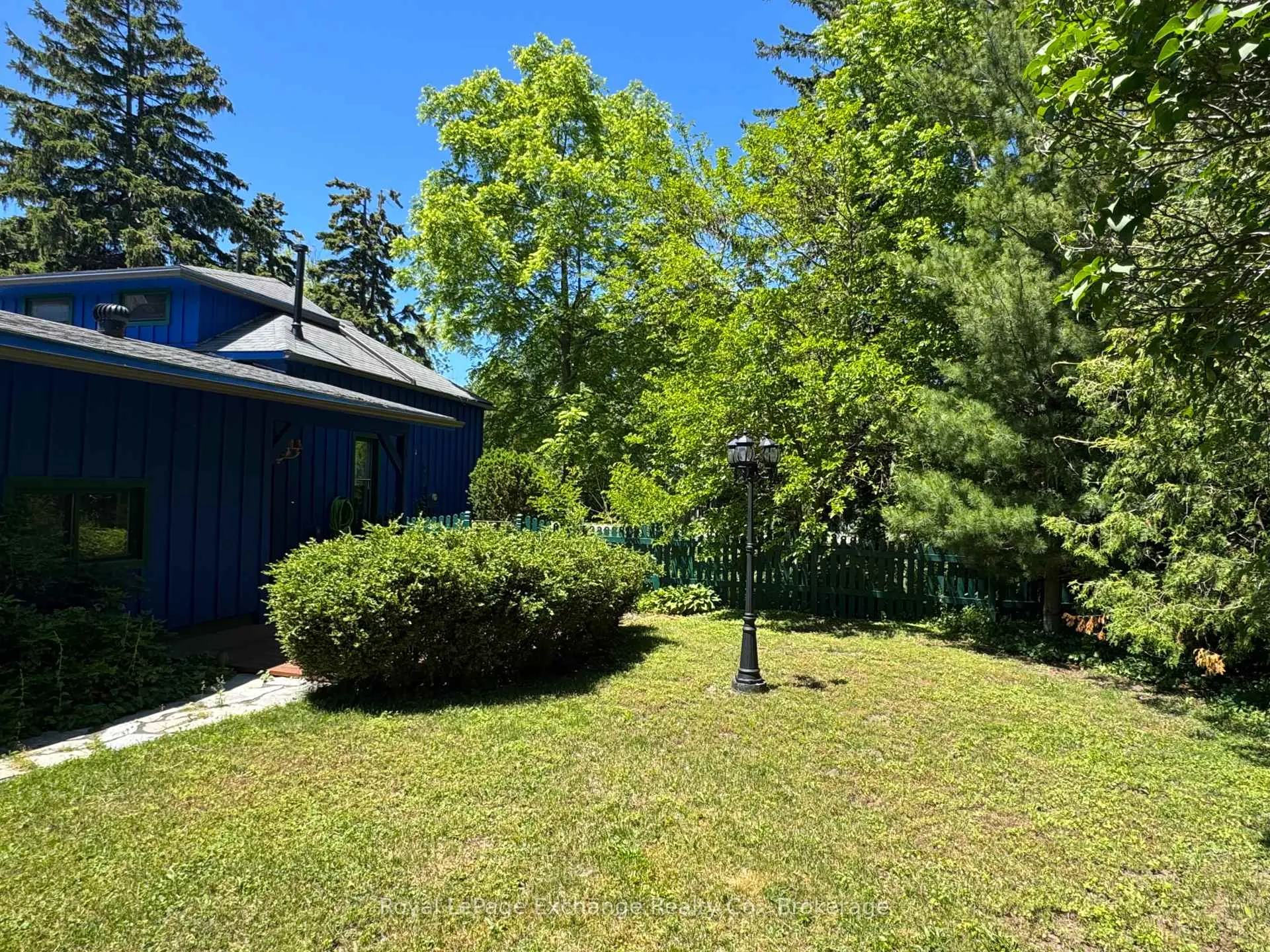Photo 5 of 251 St. Albert Street, Kincardine — HOMEH