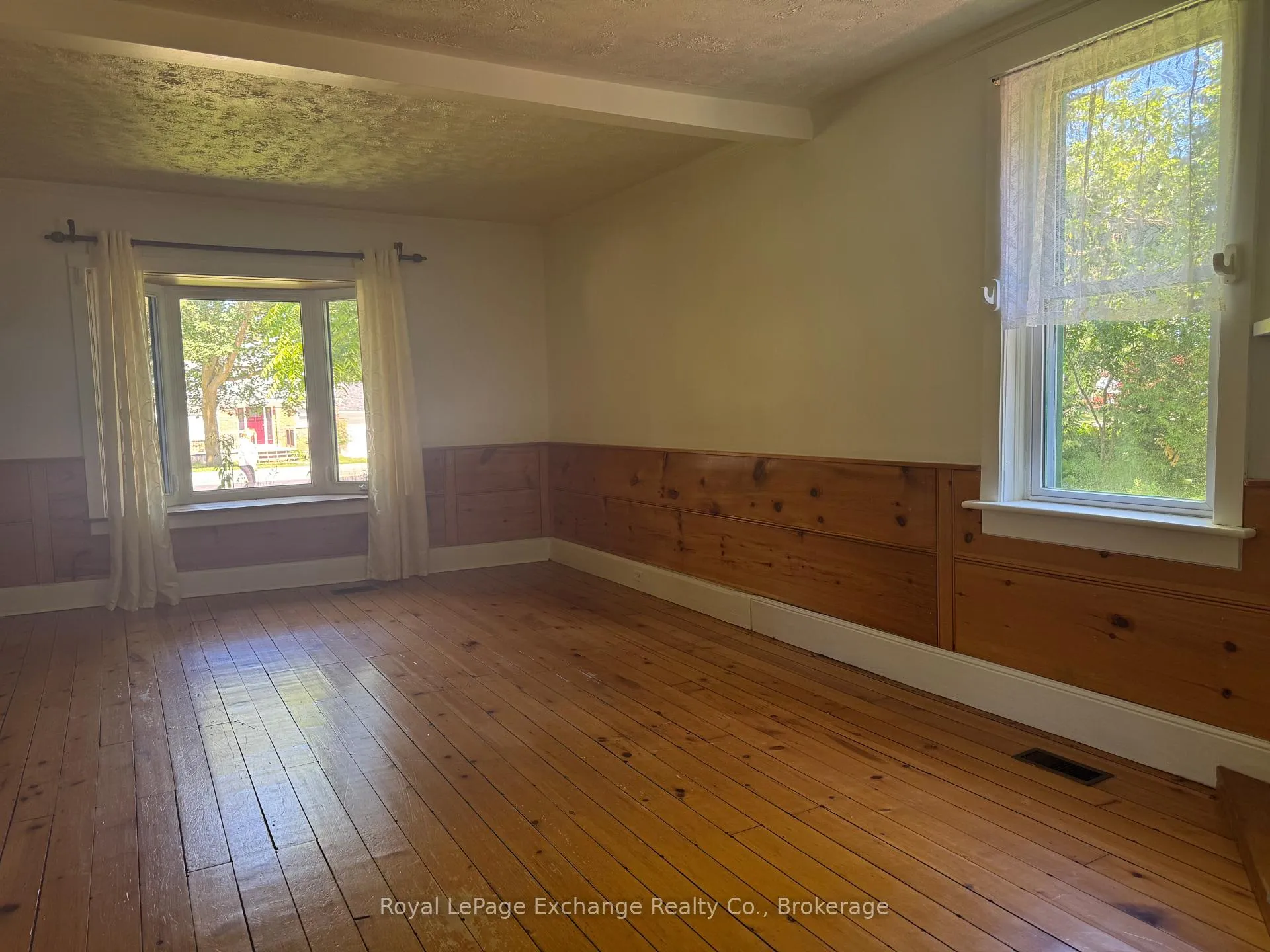 Photo 21 of 251 St. Albert Street, Kincardine — HOMEH