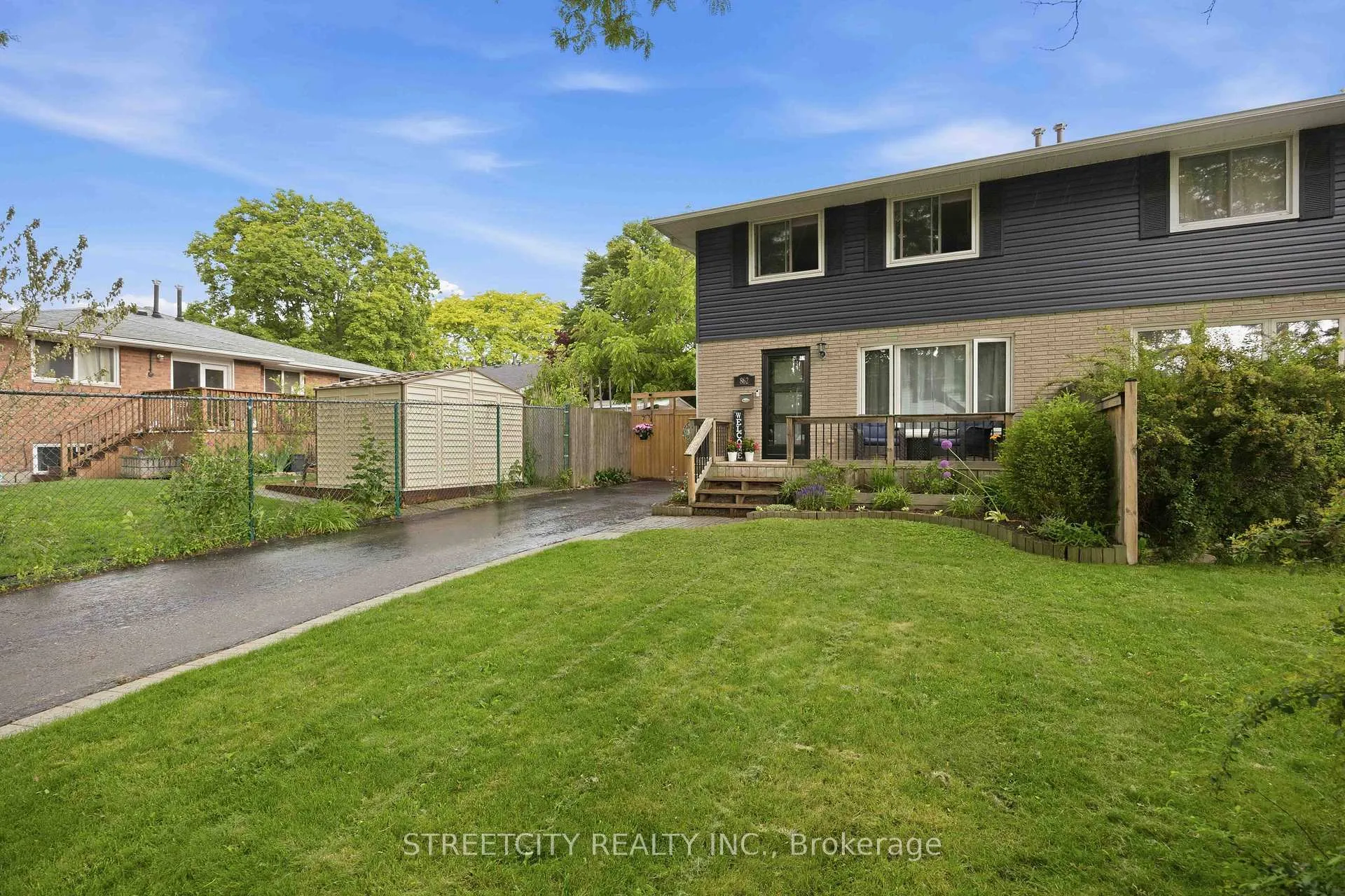 Photo 1 of 862 Montrose Street, Sarnia — HOMEH