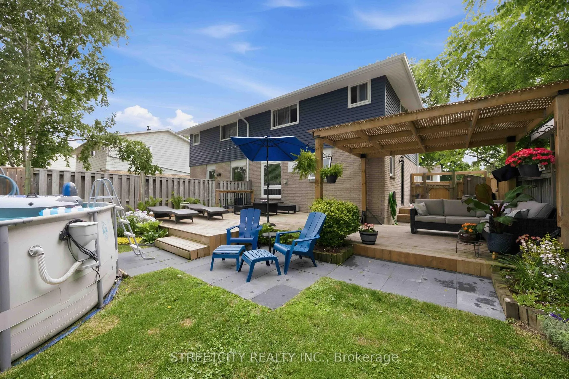 Photo 4 of 862 Montrose Street, Sarnia — HOMEH