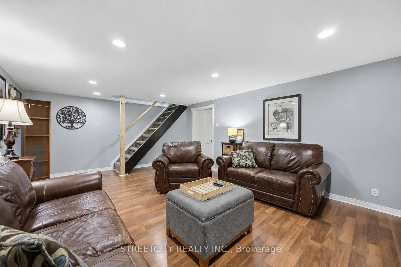 Photo 18 of 862 Montrose Street, Sarnia — HOMEH