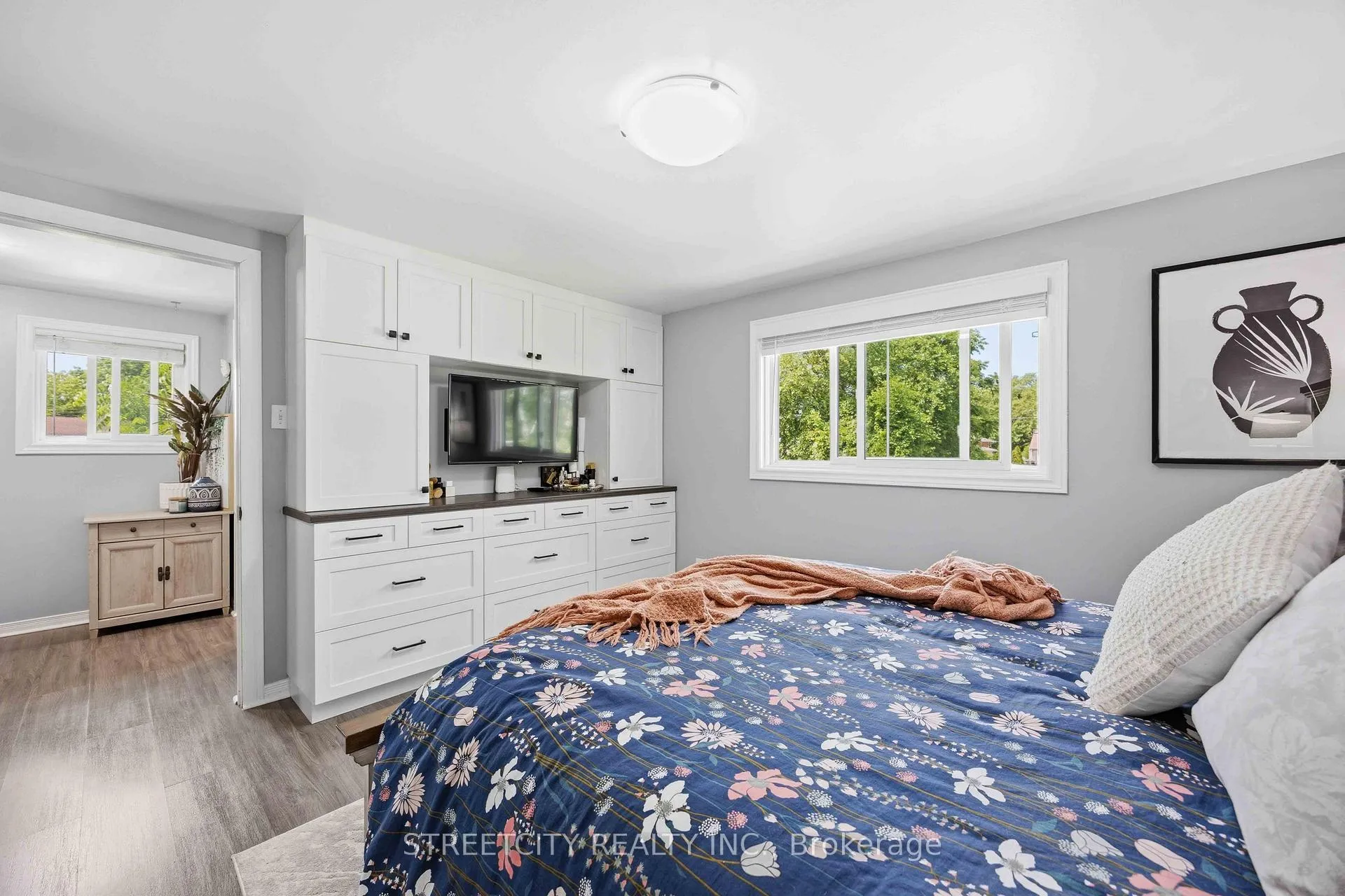 Photo 25 of 862 Montrose Street, Sarnia — HOMEH