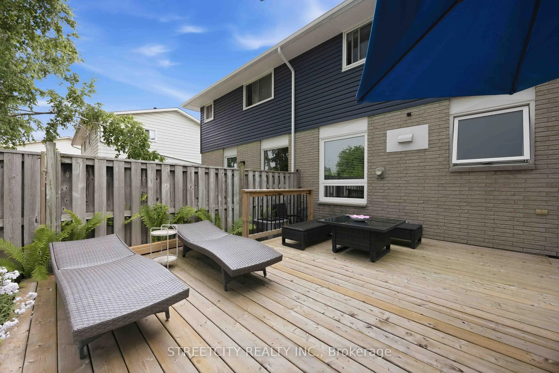 Photo 36 of 862 Montrose Street, Sarnia — HOMEH