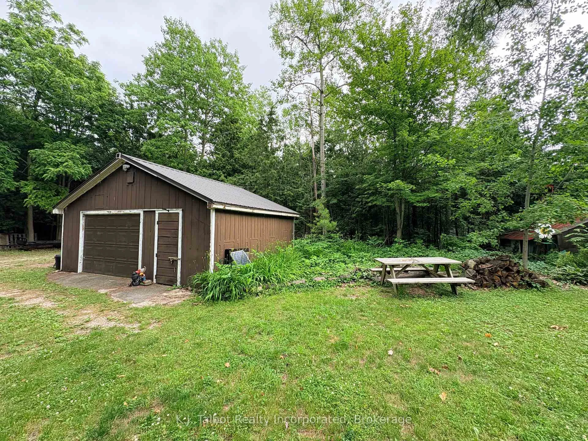 Photo 2 of 81001 Falls Road, Central Huron, Goderich — HOMEH