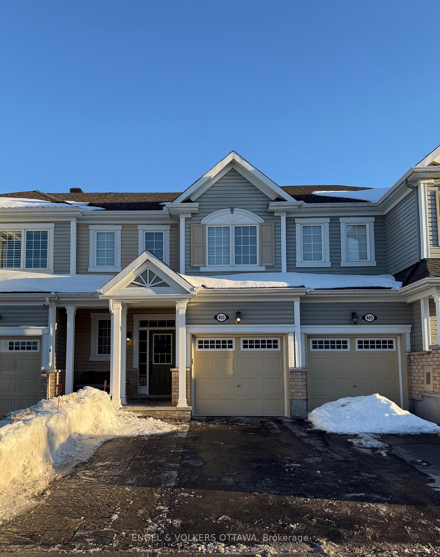 Photo 3 of 403 White Arctic Avenue, Ottawa, Barrhaven - Half Moon Bay — HOMEH