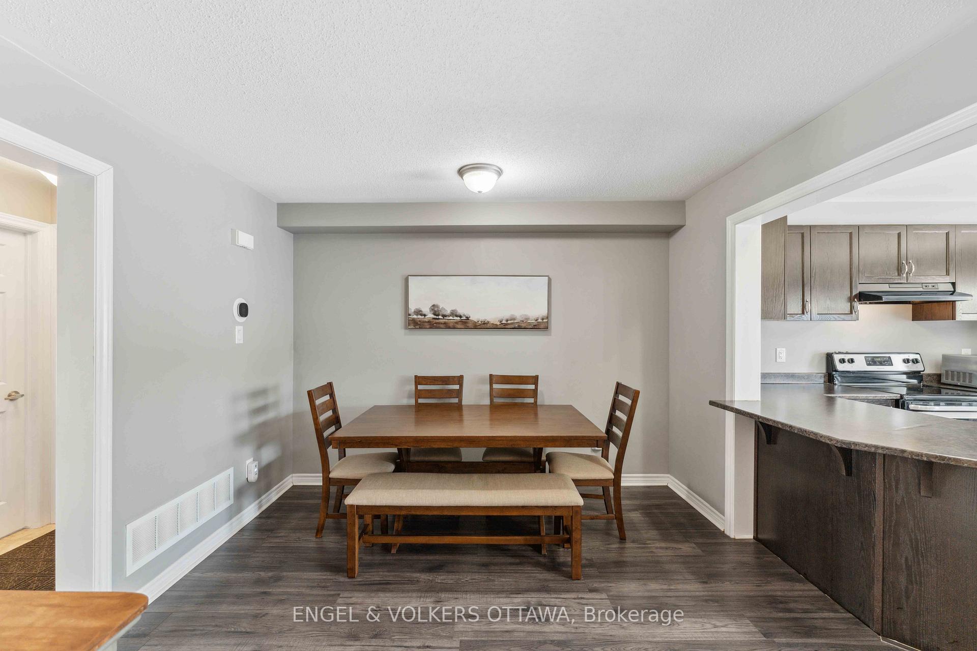 Photo 6 of 403 White Arctic Avenue, Ottawa, Barrhaven - Half Moon Bay — HOMEH