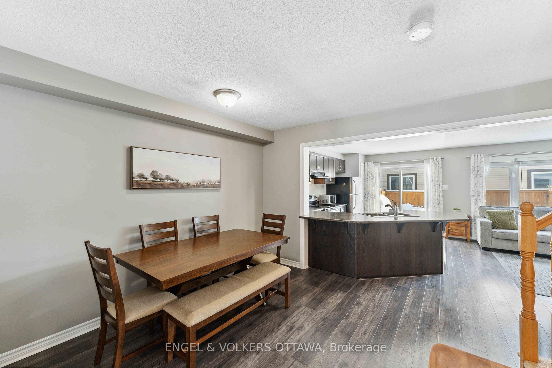 Photo 8 of 403 White Arctic Avenue, Ottawa, Barrhaven - Half Moon Bay — HOMEH