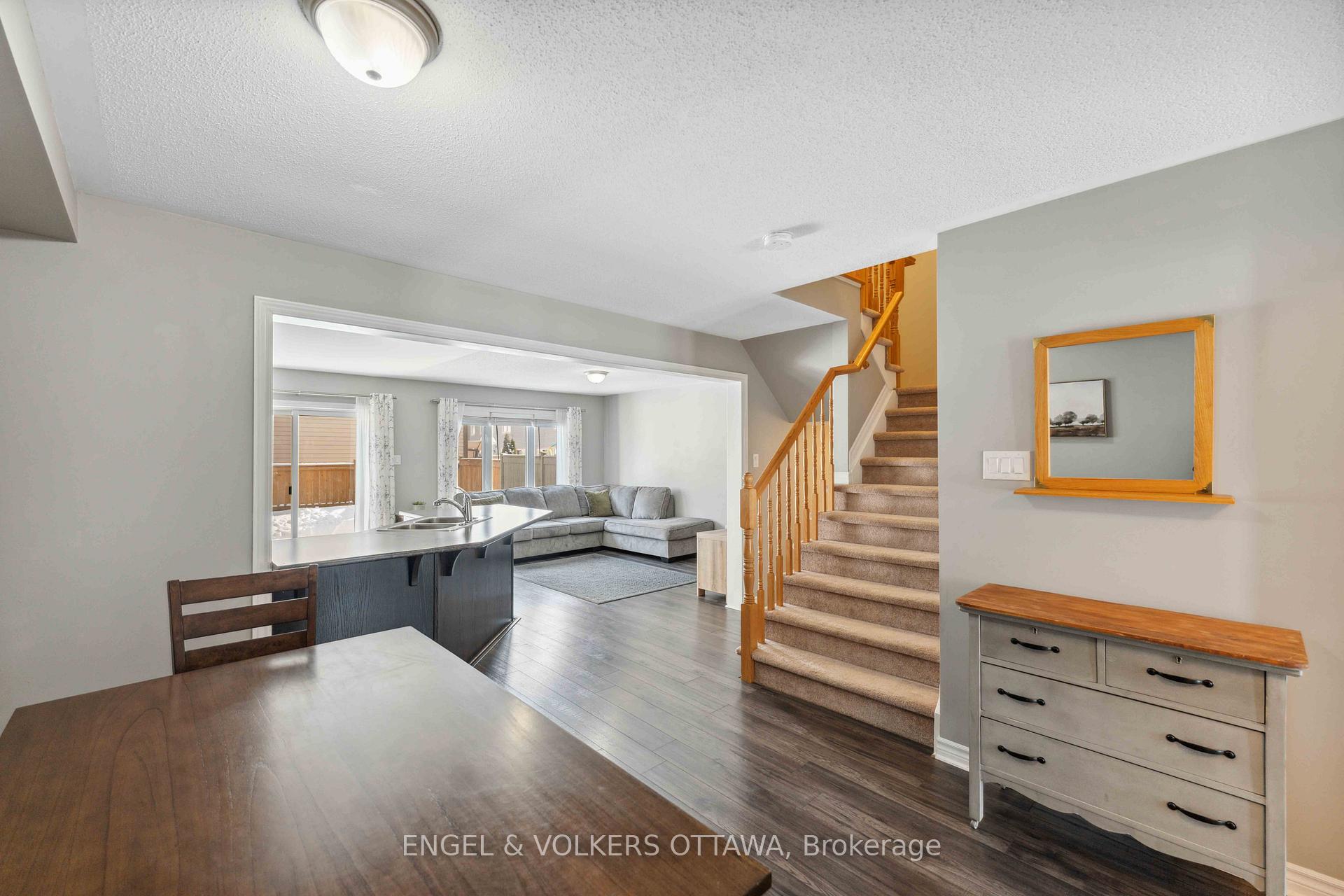 Photo 9 of 403 White Arctic Avenue, Ottawa, Barrhaven - Half Moon Bay — HOMEH
