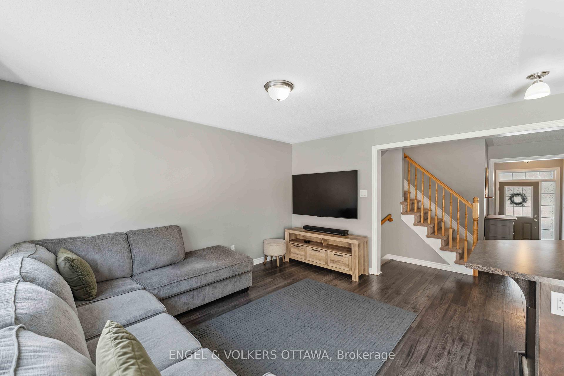 Photo 17 of 403 White Arctic Avenue, Ottawa, Barrhaven - Half Moon Bay — HOMEH