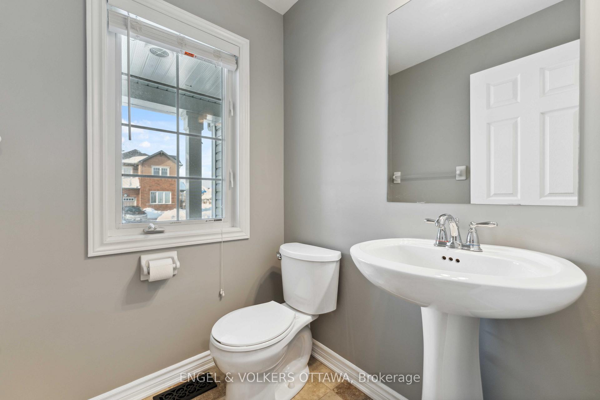 Photo 19 of 403 White Arctic Avenue, Ottawa, Barrhaven - Half Moon Bay — HOMEH