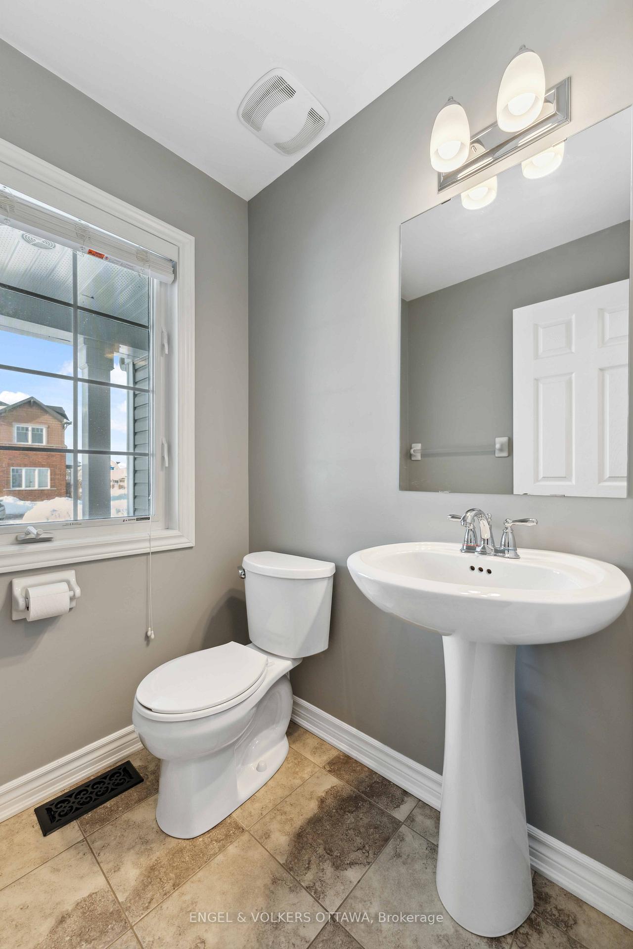 Photo 20 of 403 White Arctic Avenue, Ottawa, Barrhaven - Half Moon Bay — HOMEH