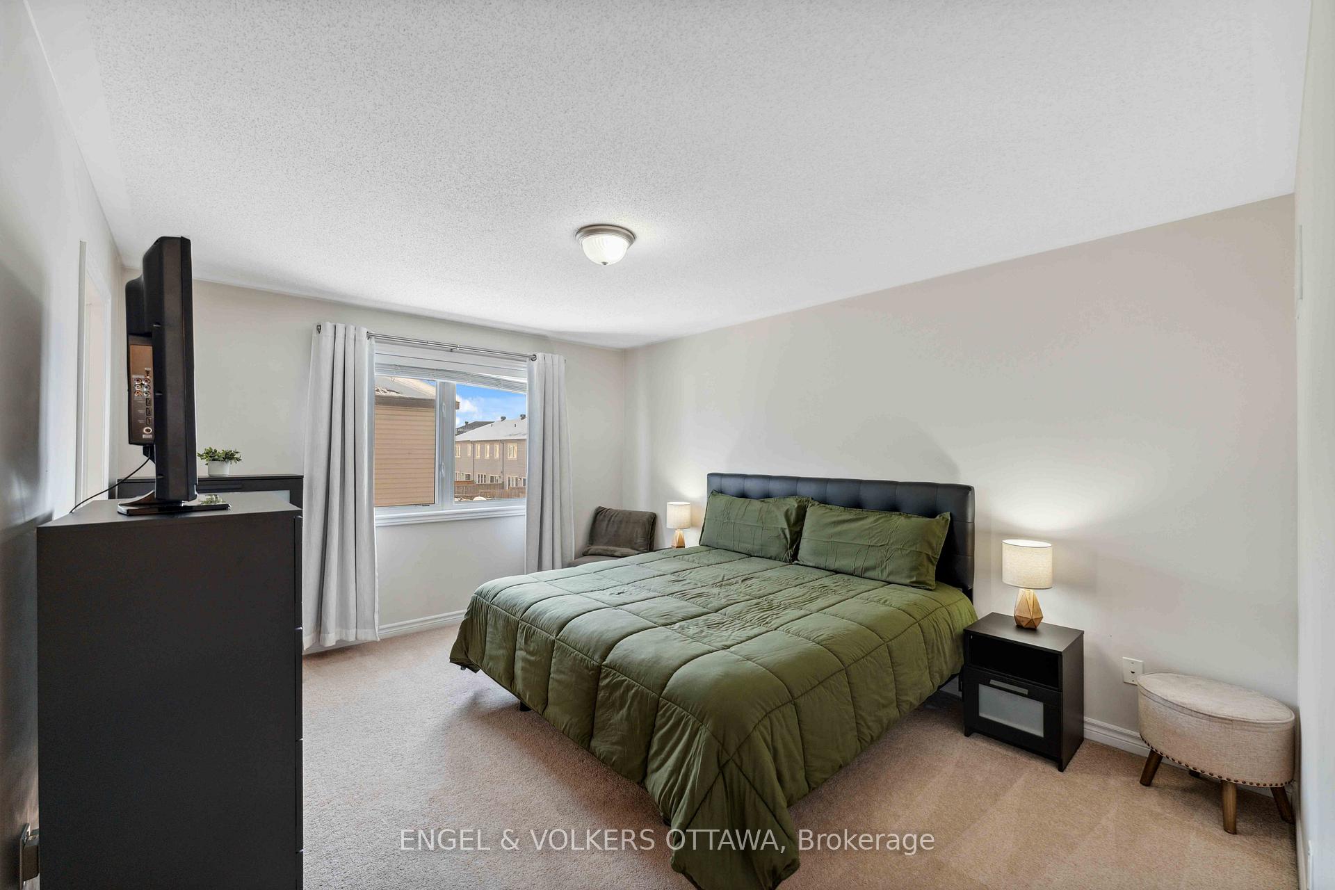Photo 22 of 403 White Arctic Avenue, Ottawa, Barrhaven - Half Moon Bay — HOMEH