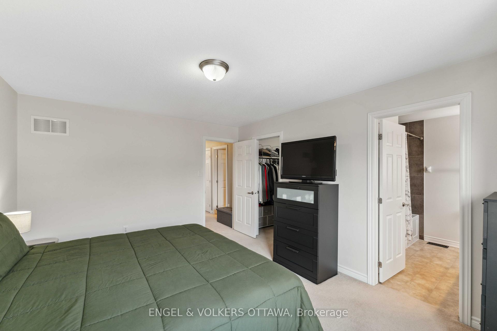 Photo 26 of 403 White Arctic Avenue, Ottawa, Barrhaven - Half Moon Bay — HOMEH