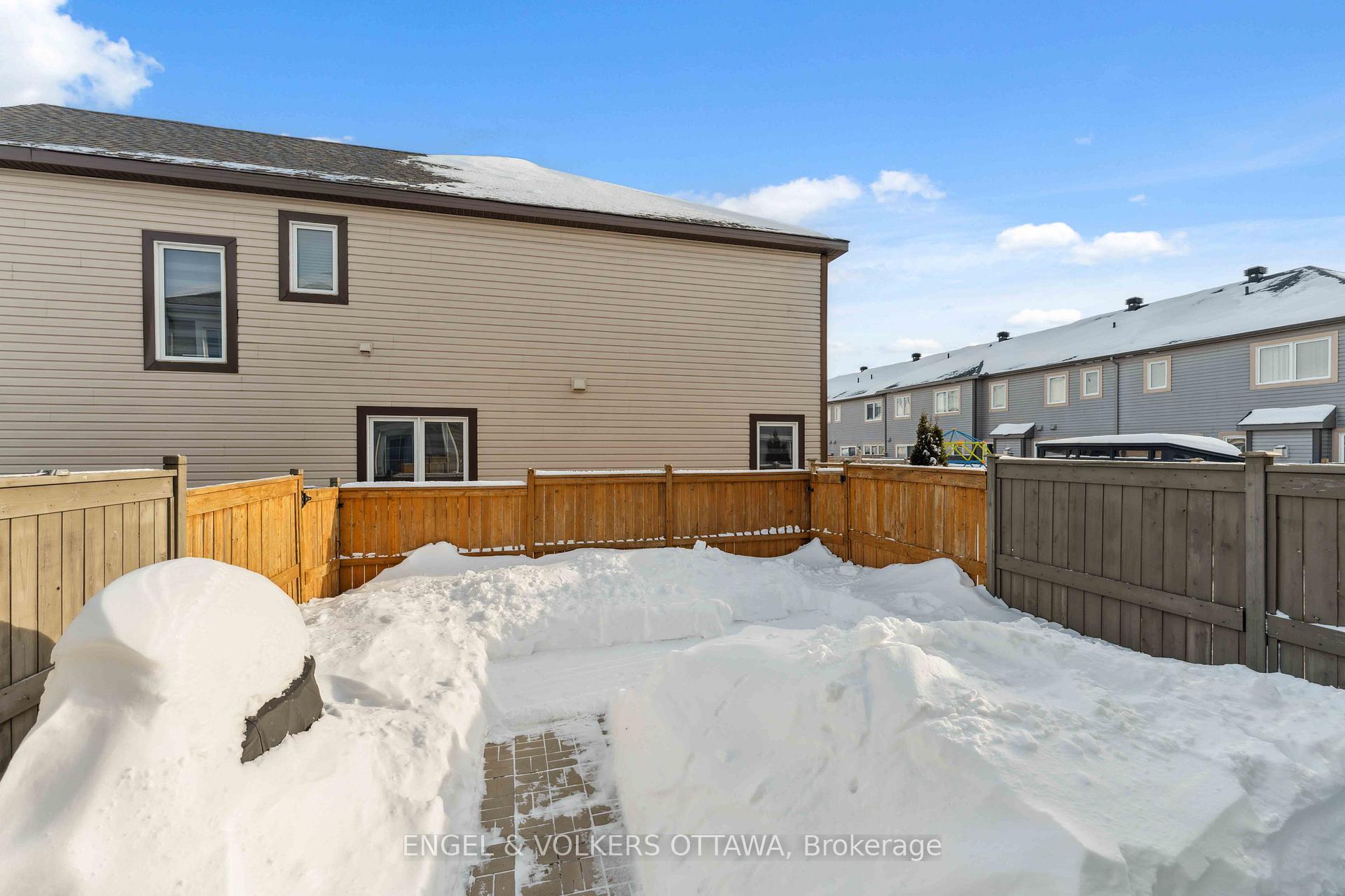 Photo 46 of 403 White Arctic Avenue, Ottawa, Barrhaven - Half Moon Bay — HOMEH