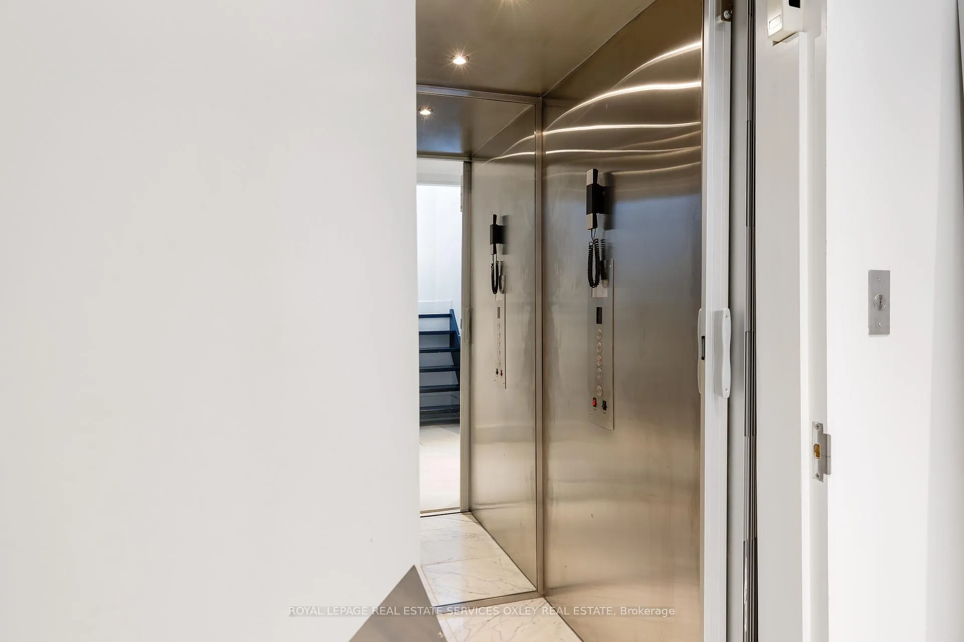 Photo 35 of 20A Woodlawn Avenue W, Toronto, Yonge-St. Clair — HOMEH