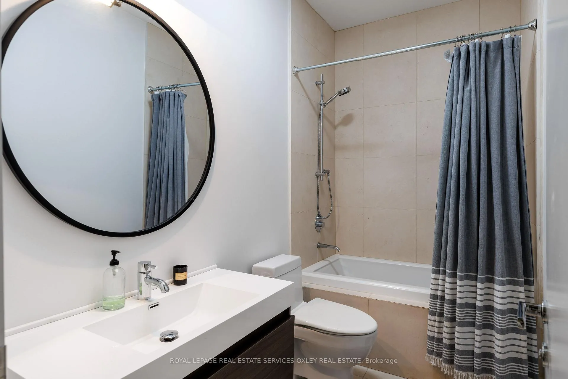 Photo 37 of 20A Woodlawn Avenue W, Toronto, Yonge-St. Clair — HOMEH