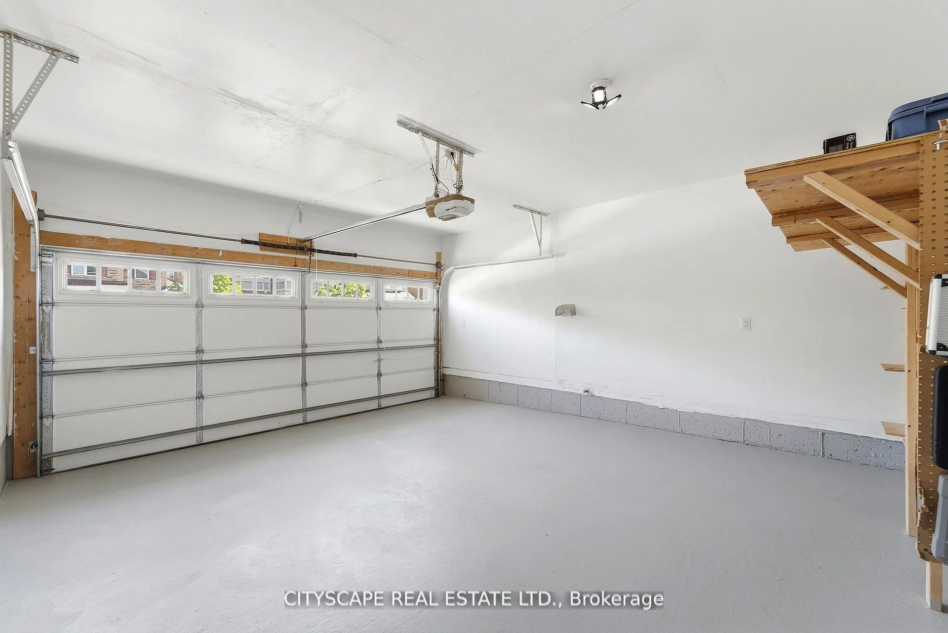 Photo 35 of 305 Gleave Terrace, Milton, Harrison — HOMEH