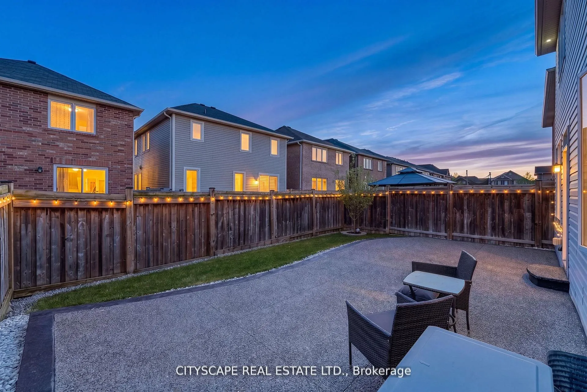 Photo 39 of 305 Gleave Terrace, Milton, Harrison — HOMEH