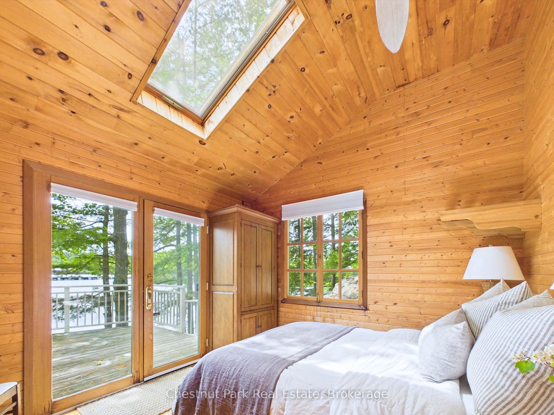 Photo 22 of 51 Taylor Island, Gravenhurst, Muskoka (S) — HOMEH