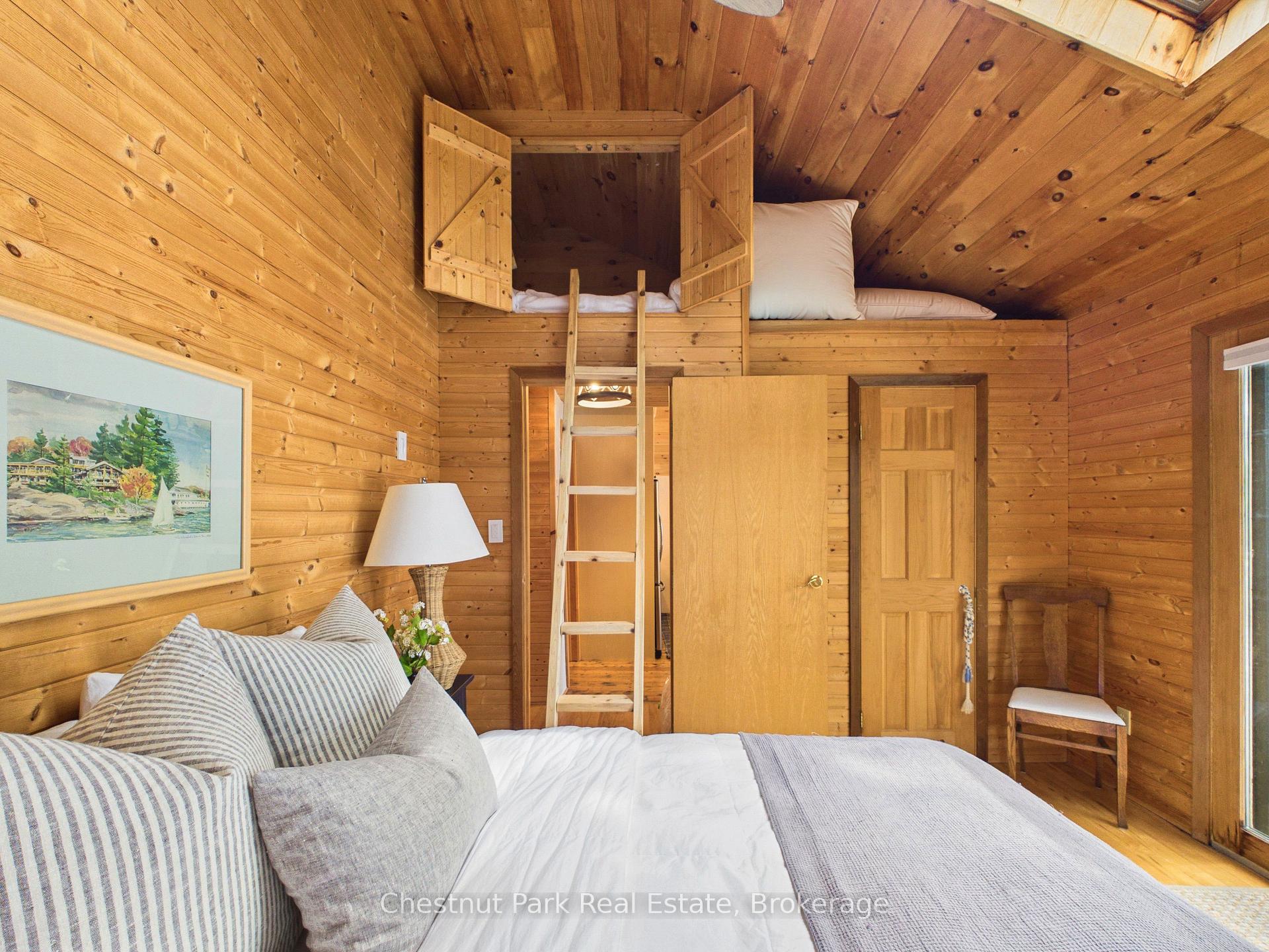 Photo 23 of 51 Taylor Island, Gravenhurst, Muskoka (S) — HOMEH