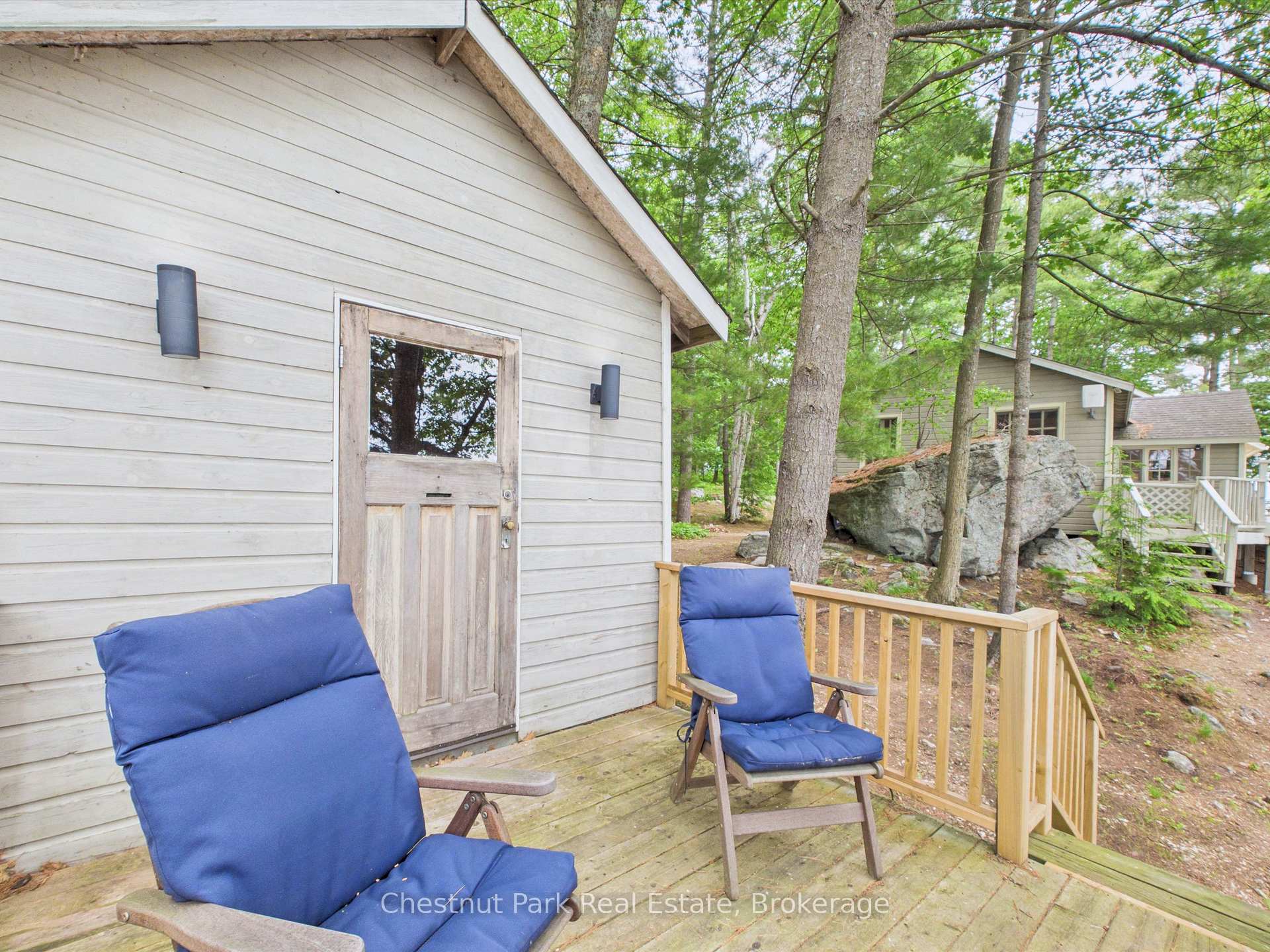 Photo 35 of 51 Taylor Island, Gravenhurst, Muskoka (S) — HOMEH