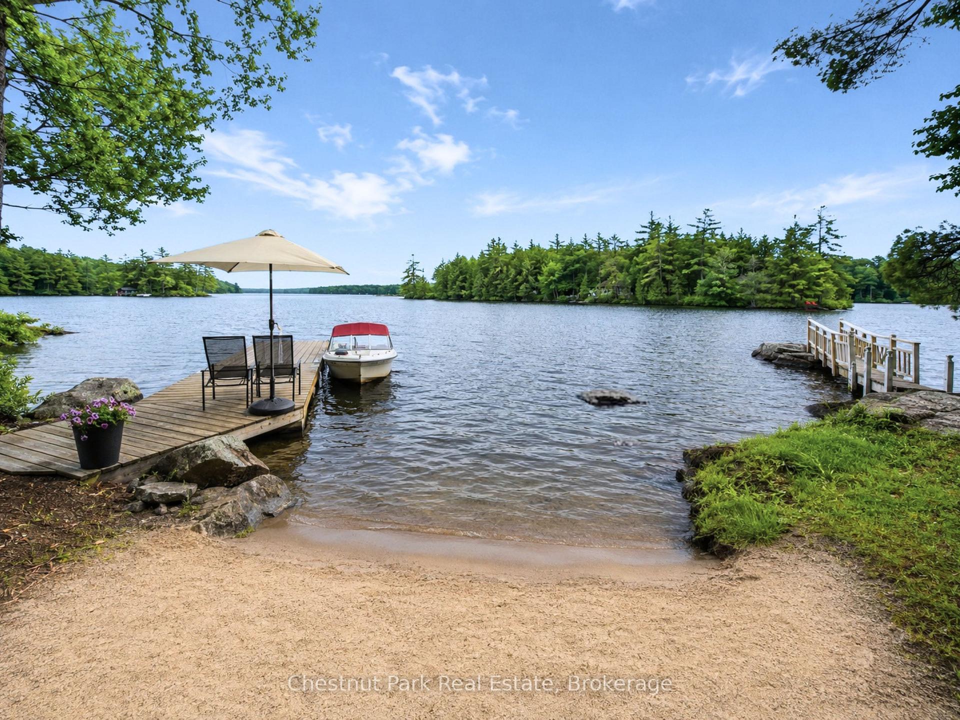 Photo 44 of 51 Taylor Island, Gravenhurst, Muskoka (S) — HOMEH