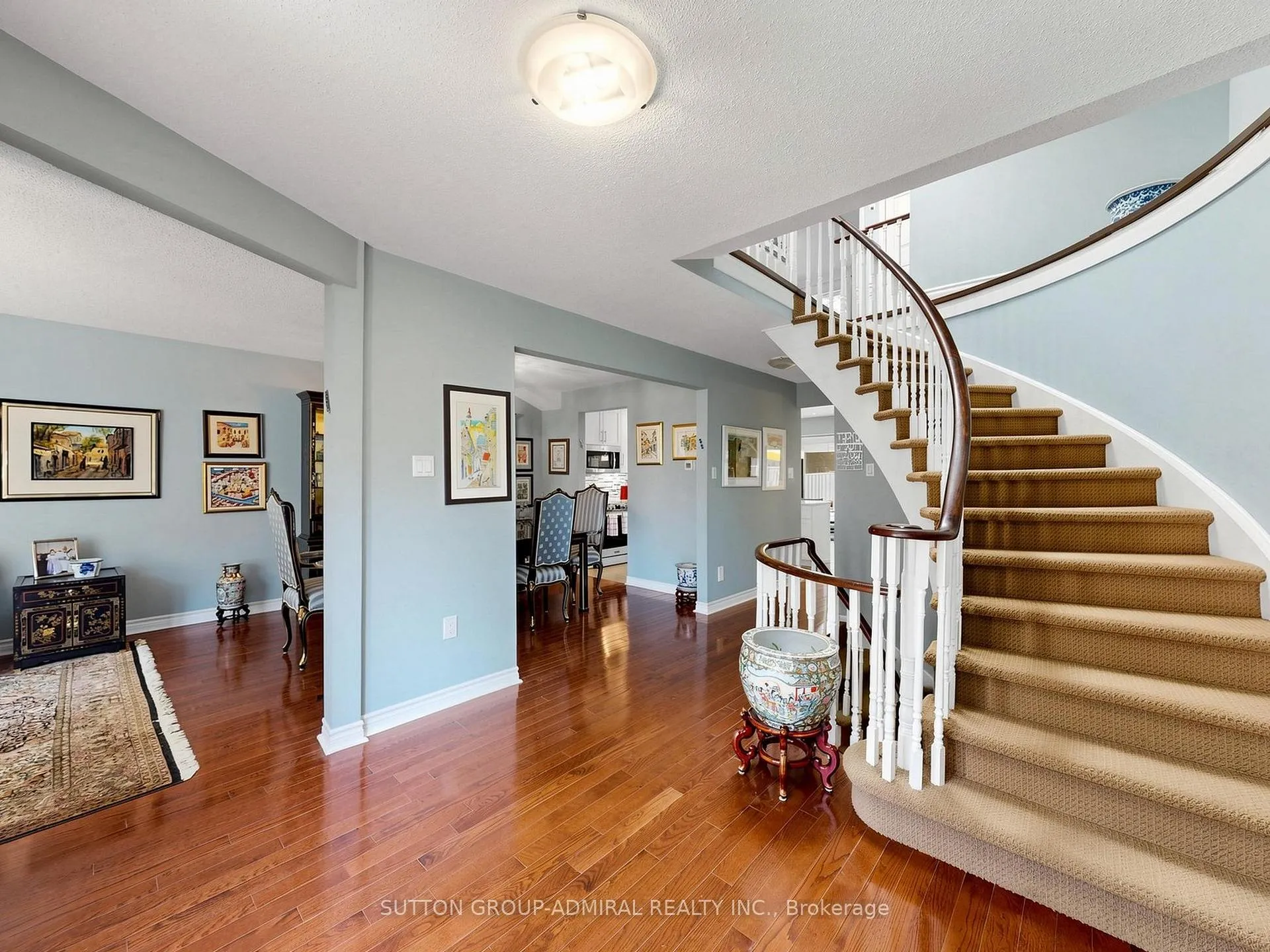 Photo 21 of 20 Esther Crescent, Vaughan, Crestwood-Springfarm-Yorkhill — HOMEH