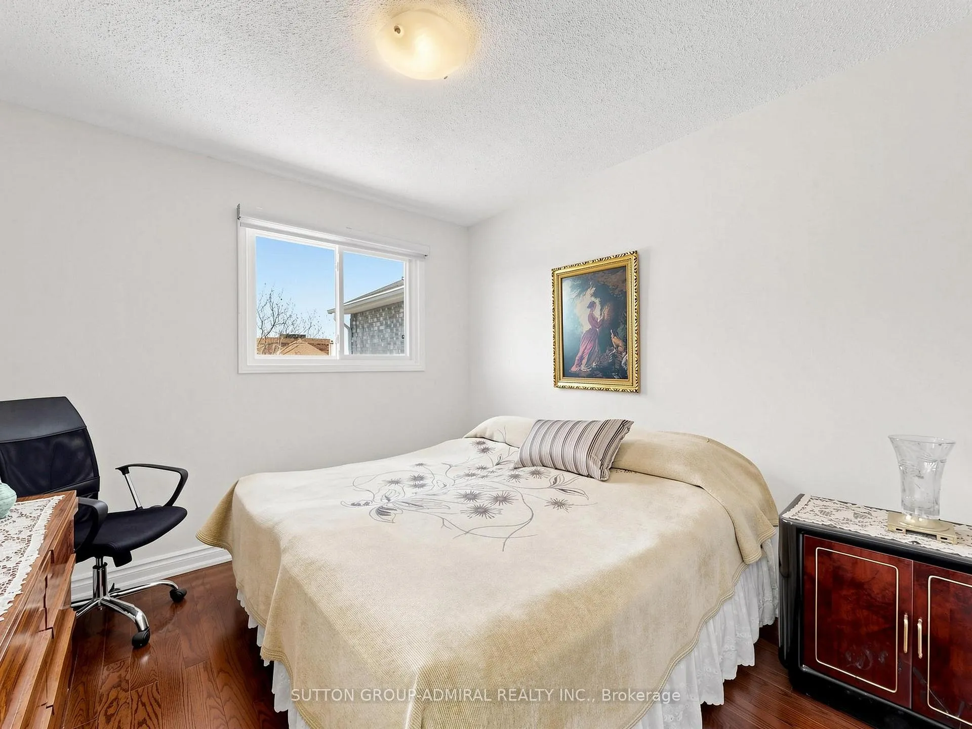 Photo 31 of 20 Esther Crescent, Vaughan, Crestwood-Springfarm-Yorkhill — HOMEH
