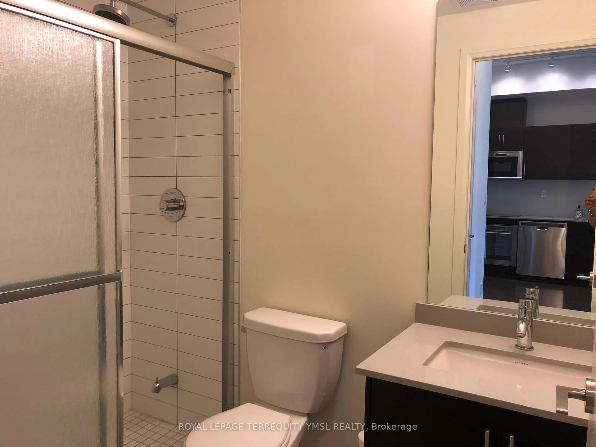 Photo 11 of Unit 911, 460 Adelaide Street E, Toronto, Moss Park — HOMEH