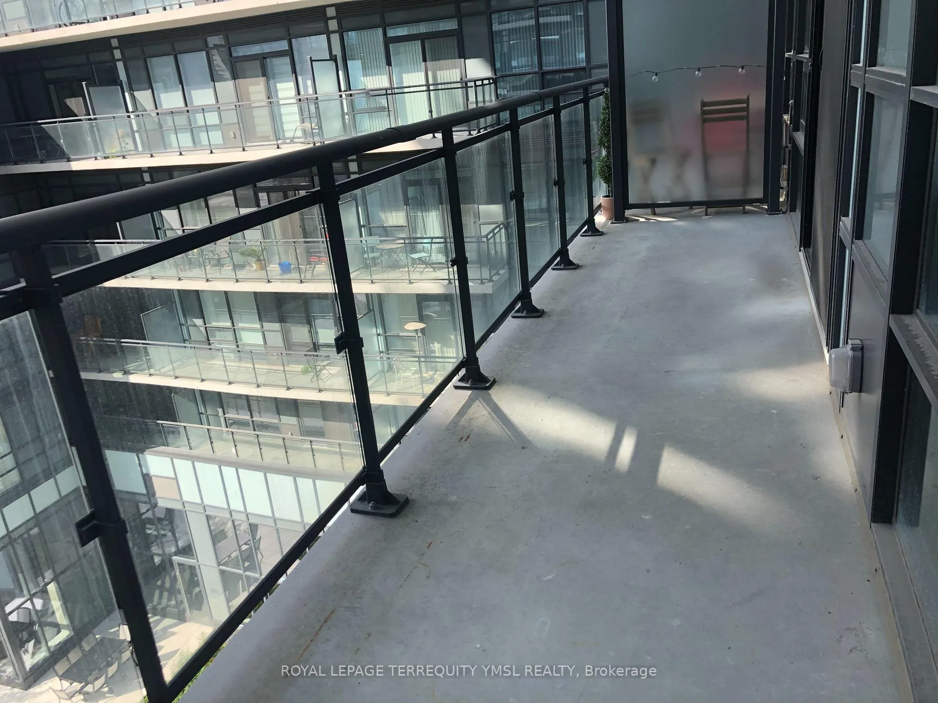 Photo 13 of Unit 911, 460 Adelaide Street E, Toronto, Moss Park — HOMEH