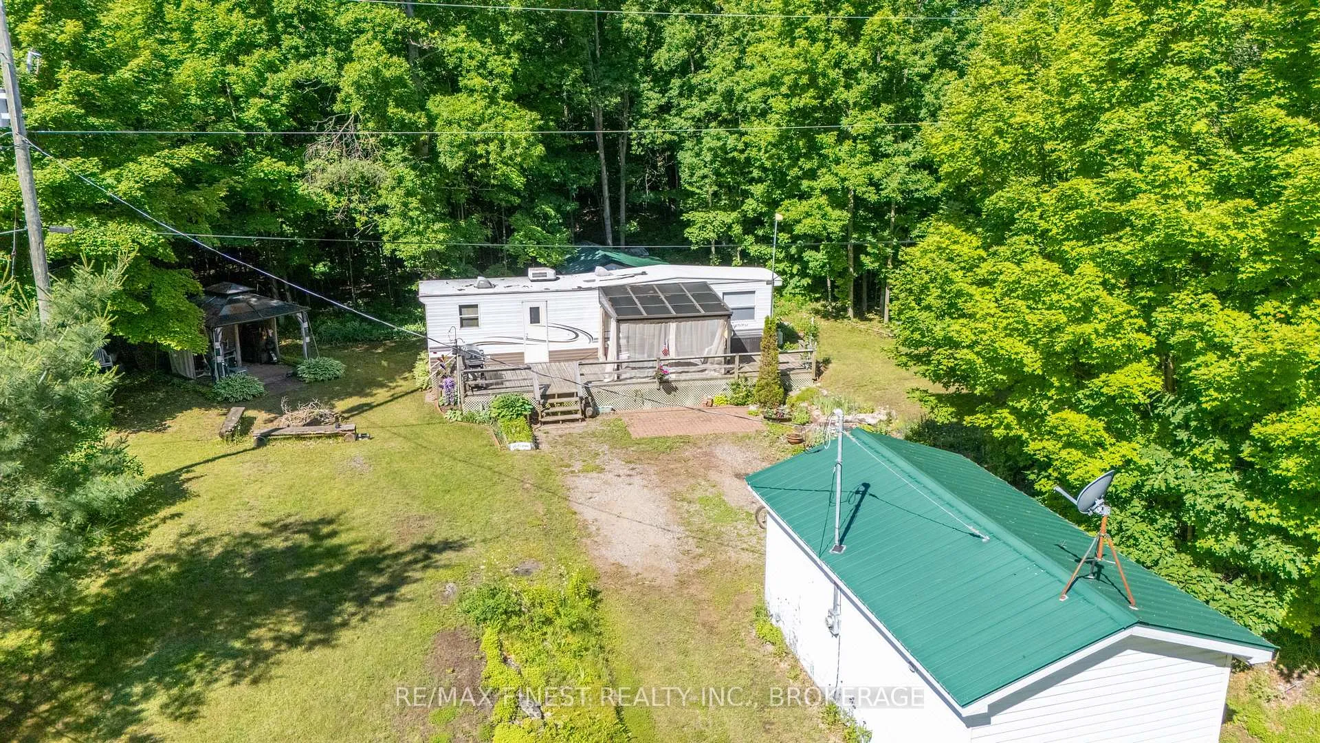 Photo 32 of 1059 Northview Lane, Frontenac, Frontenac Centre — HOMEH