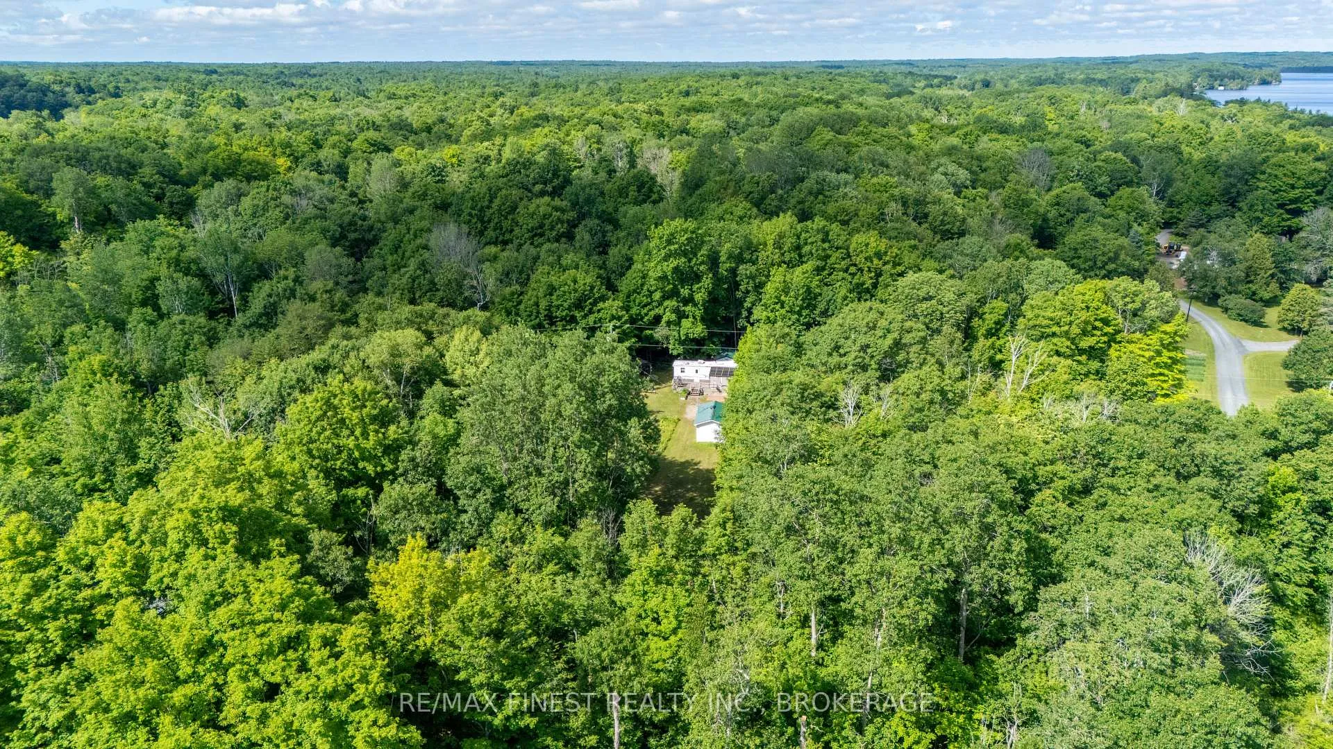 Photo 38 of 1059 Northview Lane, Frontenac, Frontenac Centre — HOMEH
