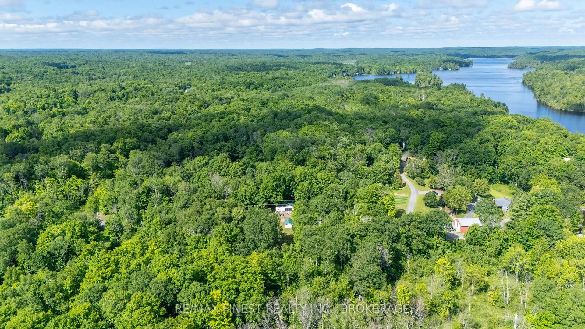 Photo 40 of 1059 Northview Lane, Frontenac, Frontenac Centre — HOMEH