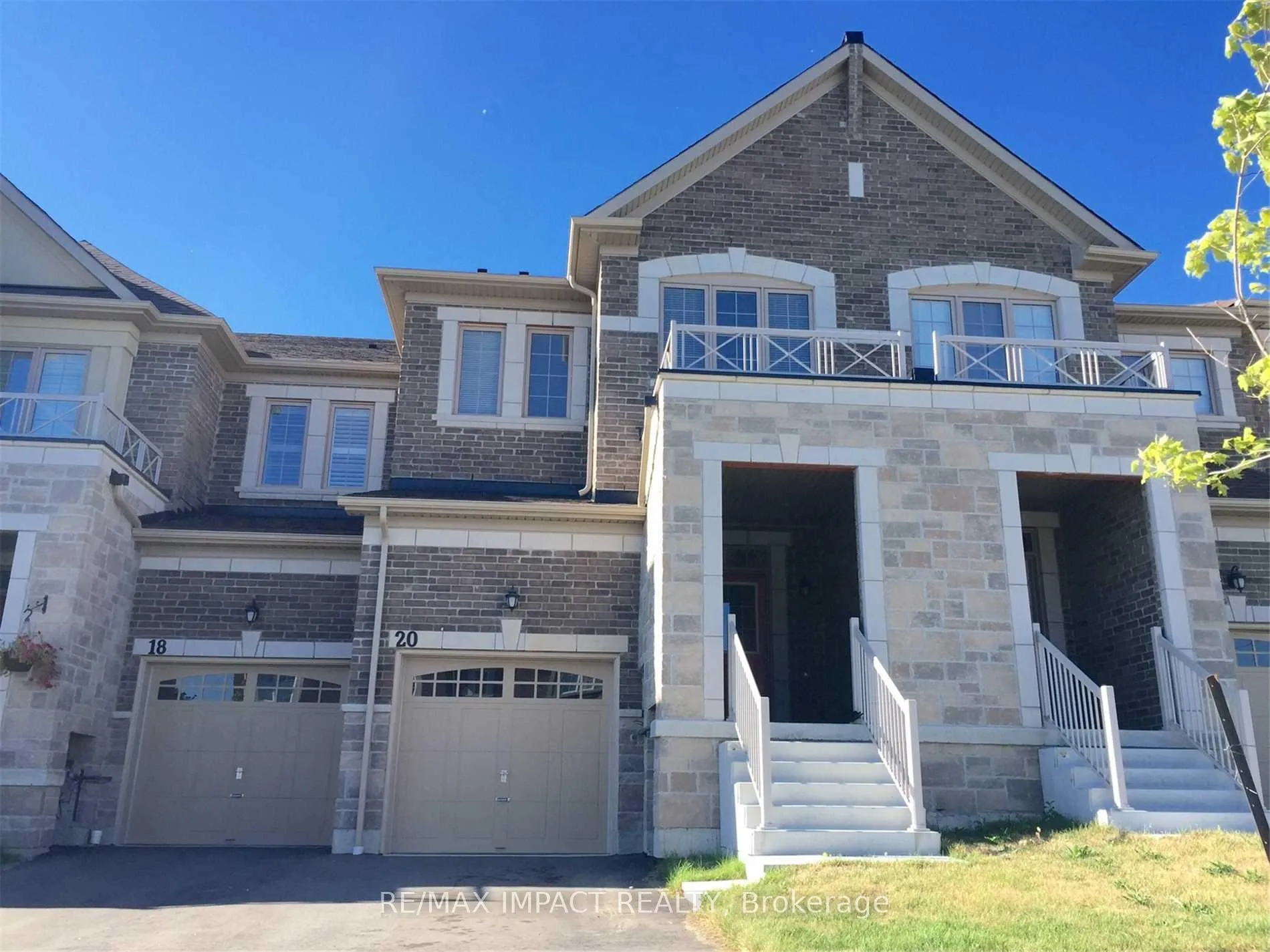 Photo 1 of 20 Rimrock Crescent, Whitby, Williamsburg — HOMEH