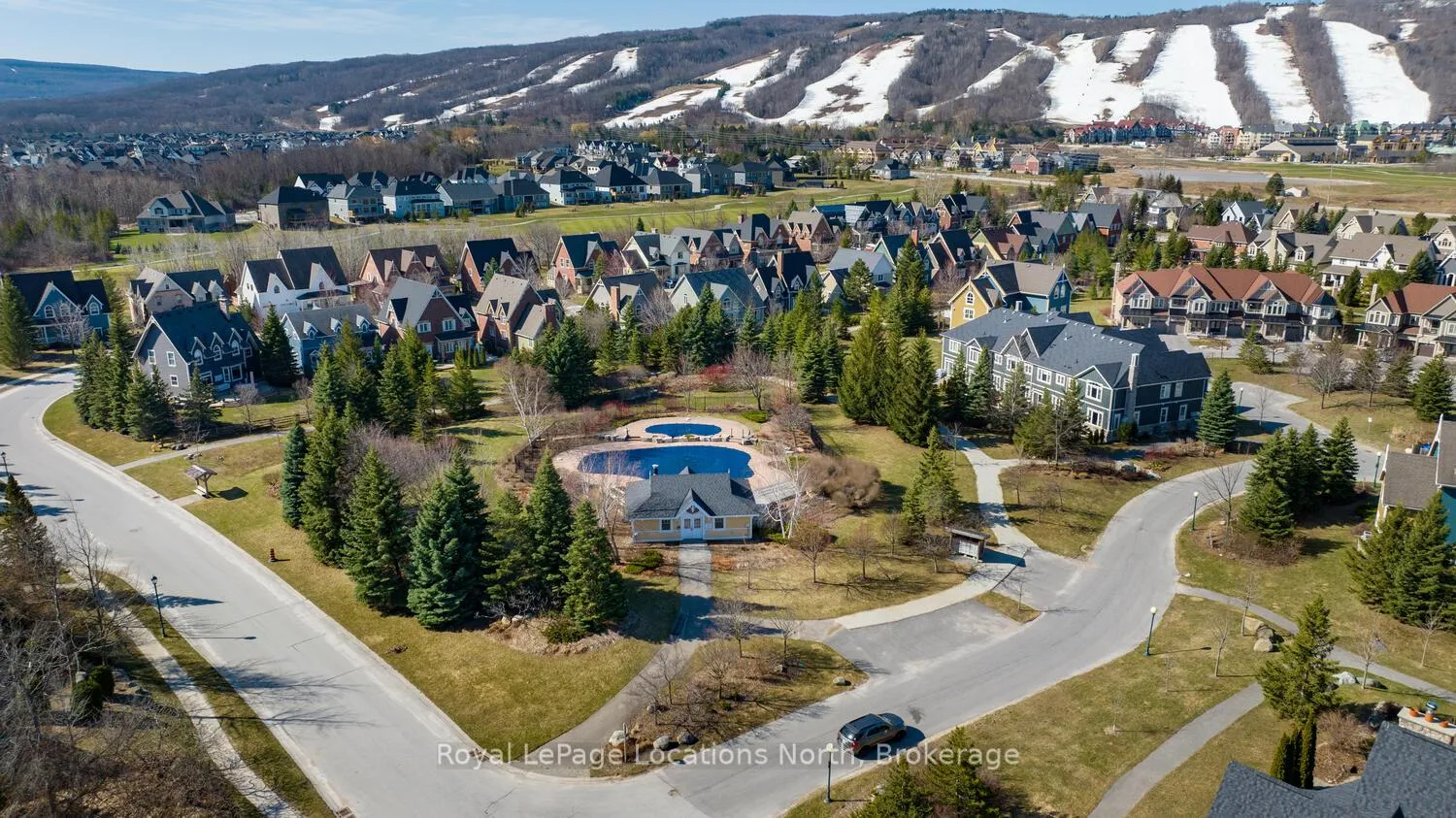 Photo 2 of Unit 223, 170 Snowbridge Way, Blue Mountains — HOMEH